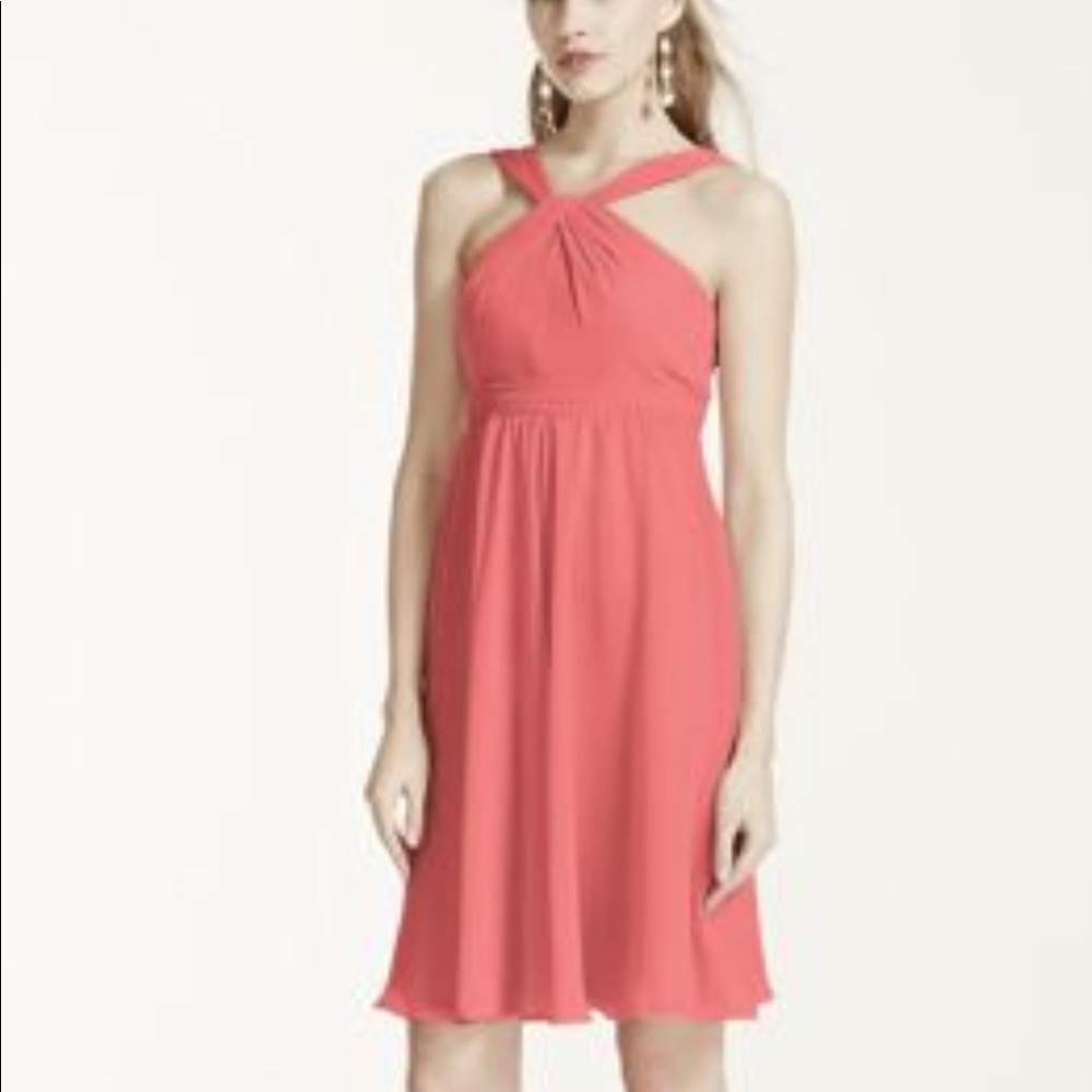 Short crinkle chiffon dress with halter